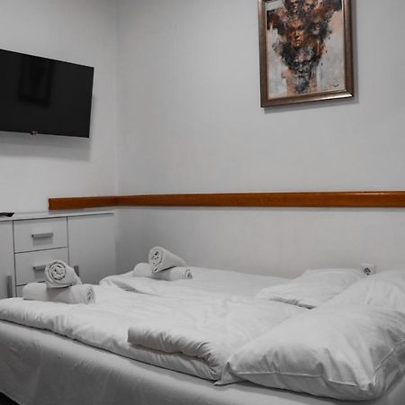 Stan Na Dan Sebastijan Leilighet Banja Luka Eksteriør bilde
